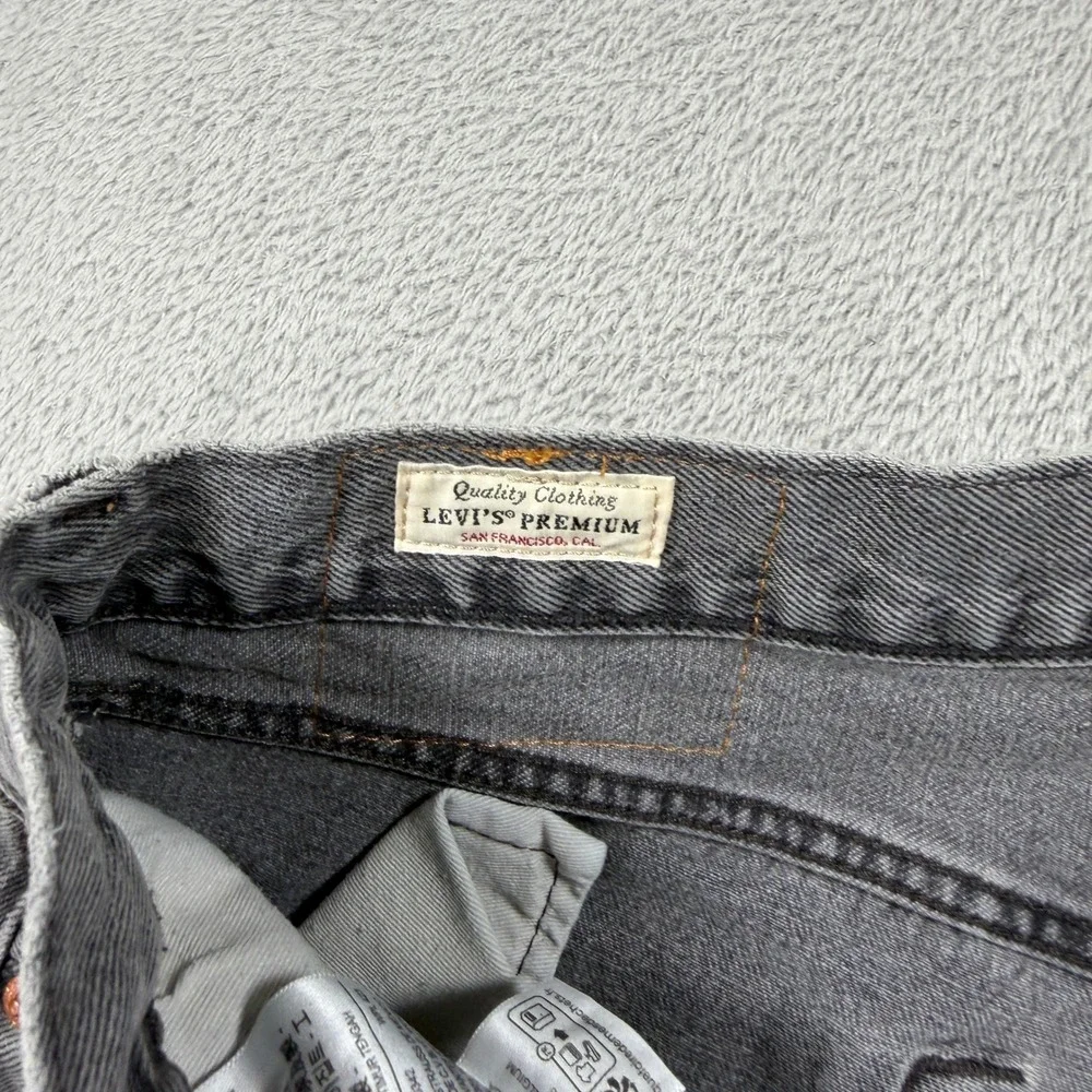 Levis Premium 501 93' Denim Shorts Mens 36 Grey Cut Off Raw Hem Button Fly